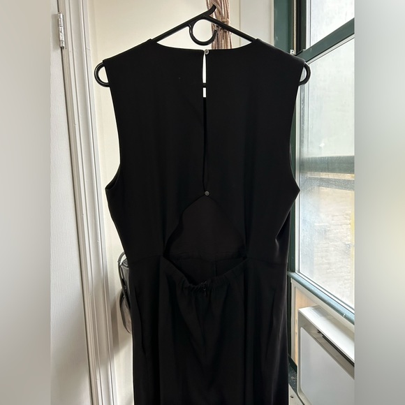 ARITZIA OPEN BACK JUMPSUIT - Picture 7 of 7